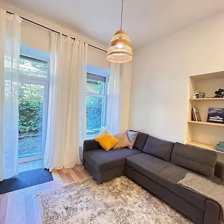 Quiet Oldtown Apartment